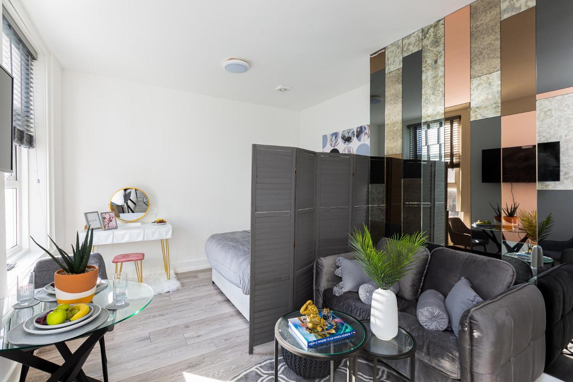 לונדון Trendy And Spacious Studio Near Notting Hill 1 מראה חיצוני תמונה